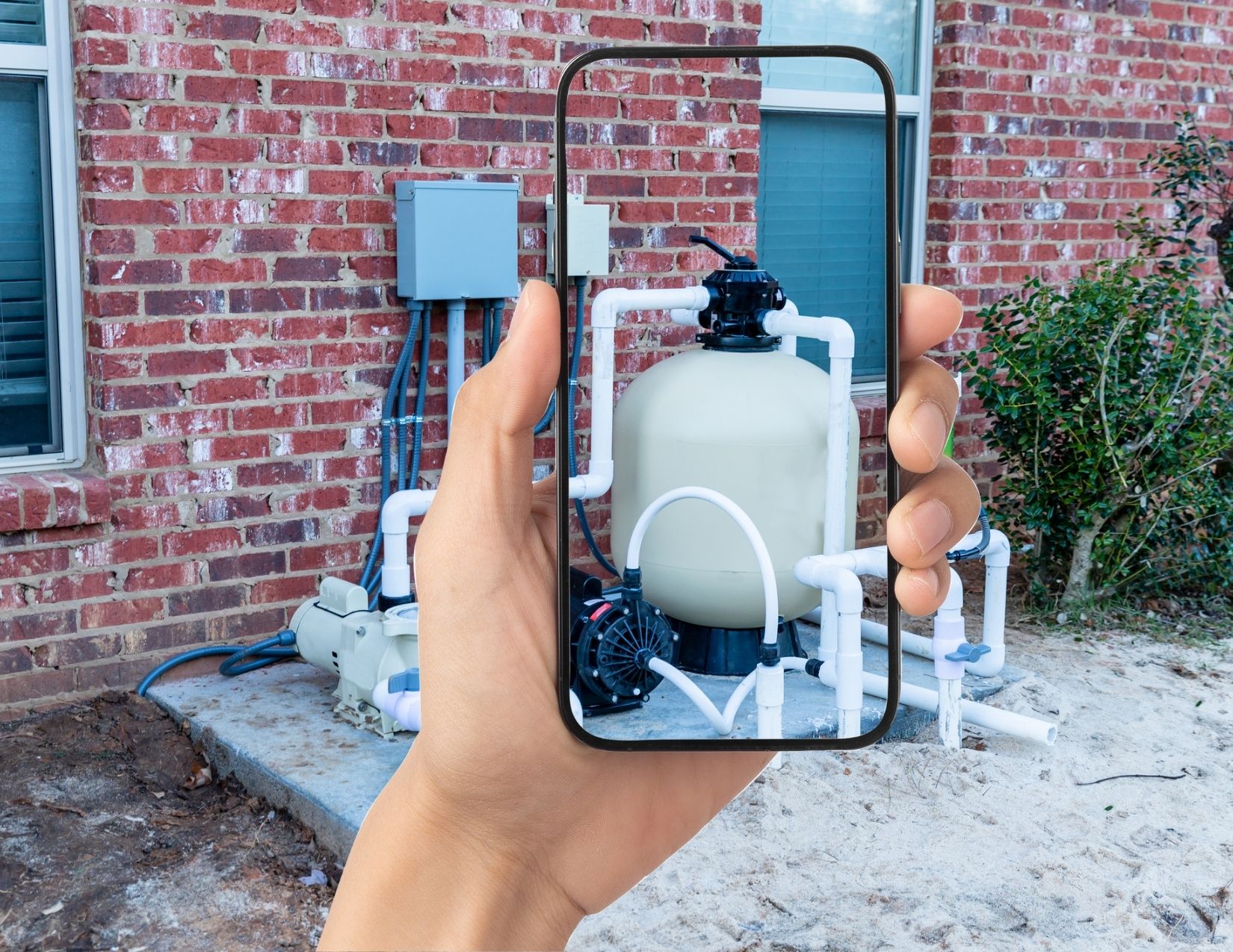 4 Reasons Pool Equipment Manufacturers Need Augmented Reality